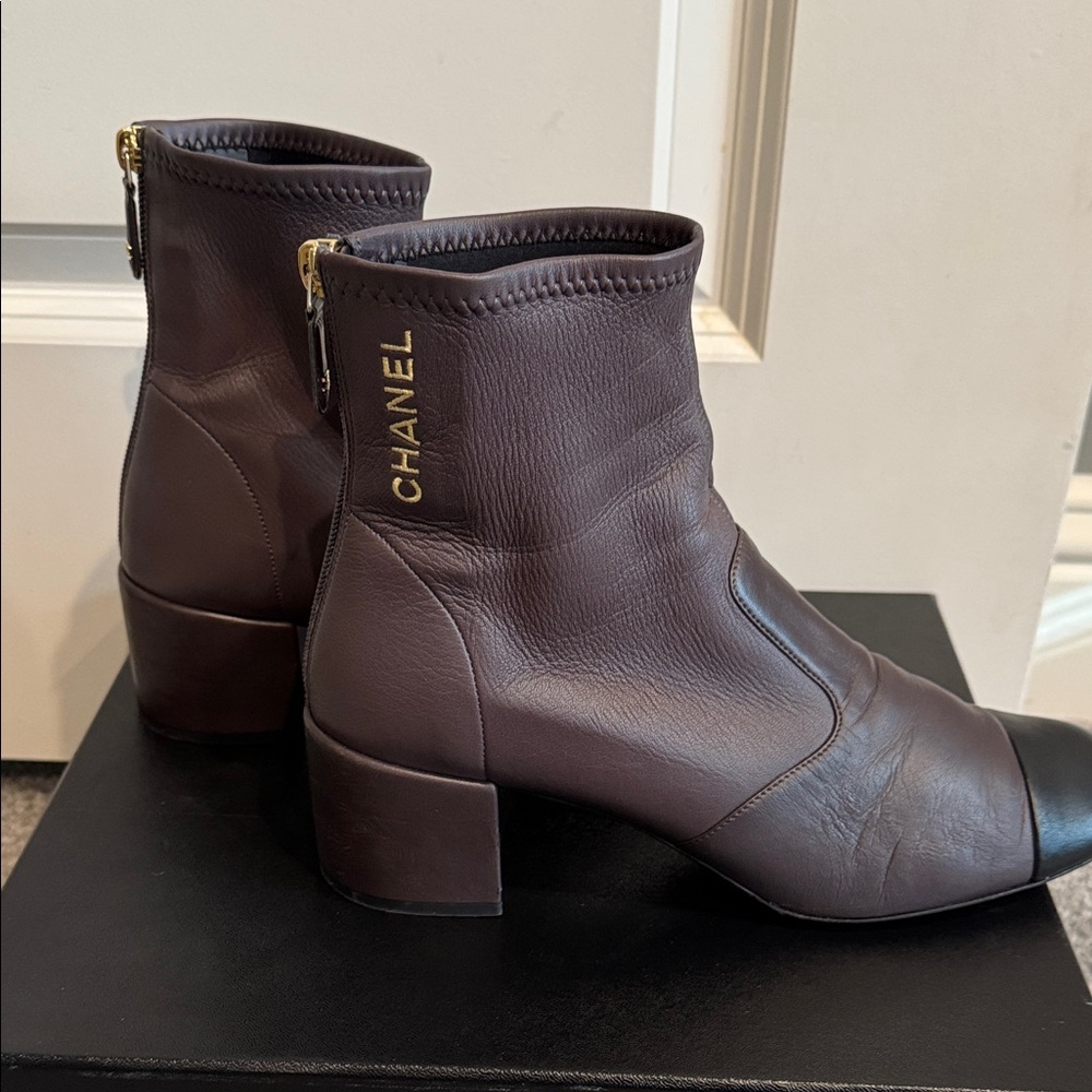 CHANEL Women's Dark Gray and Black Ankle Boots - Picture 5 of 13